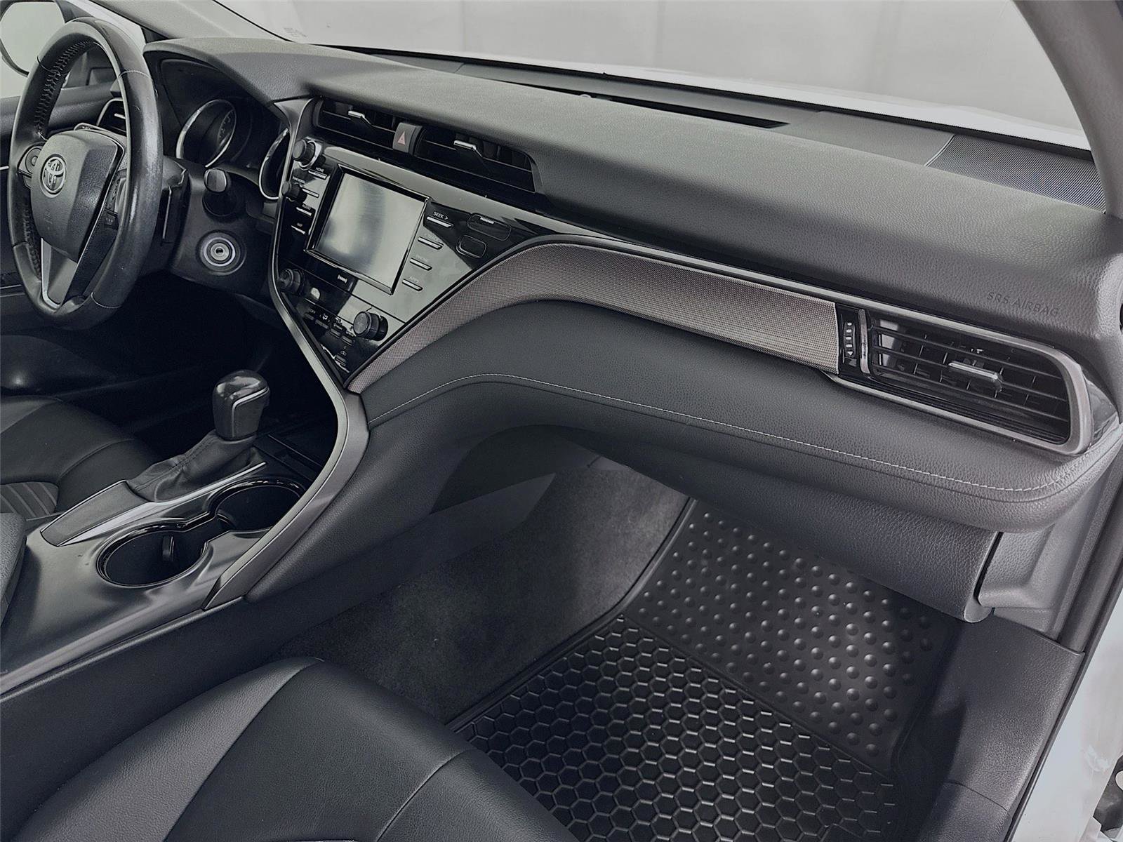 Certified 2020 Toyota Camry SE FWD image 27