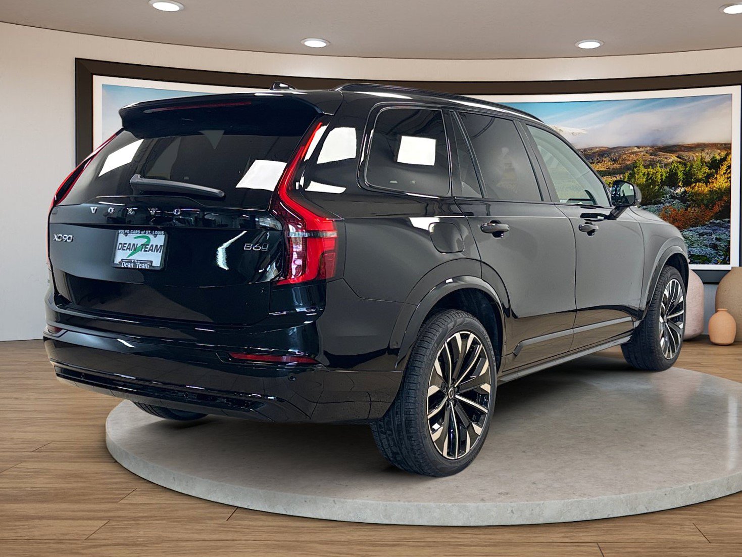 New 2026 Volvo XC90 B6 Ultra w/ Protection Package AWD/4WD image 4