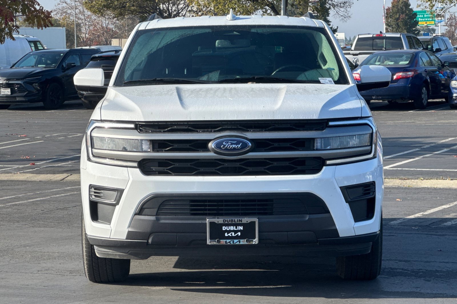 Used 2024 Ford Expedition XLT image 9