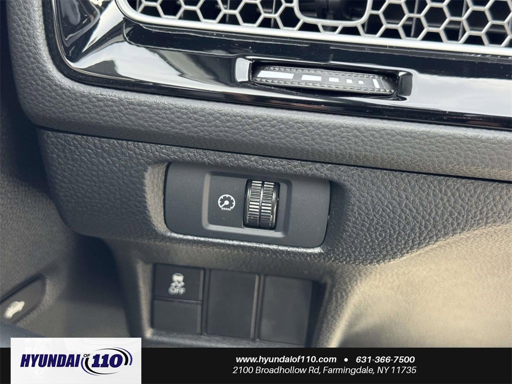 Used 2025 Honda Civic Sport image 25