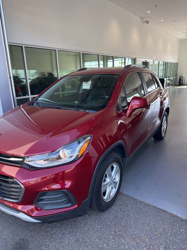 Used 2019 Chevrolet Trax LT w/ LT Convenience Package image 5