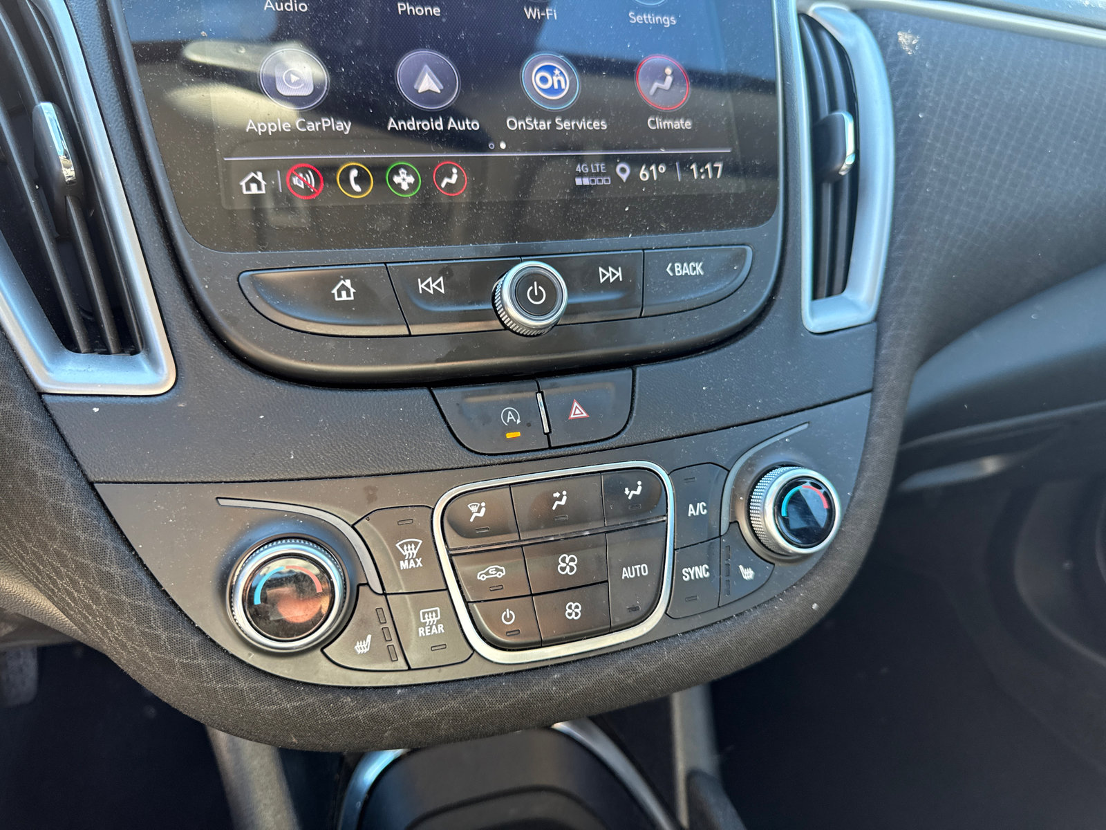 Used 2025 Chevrolet Malibu LT image 24