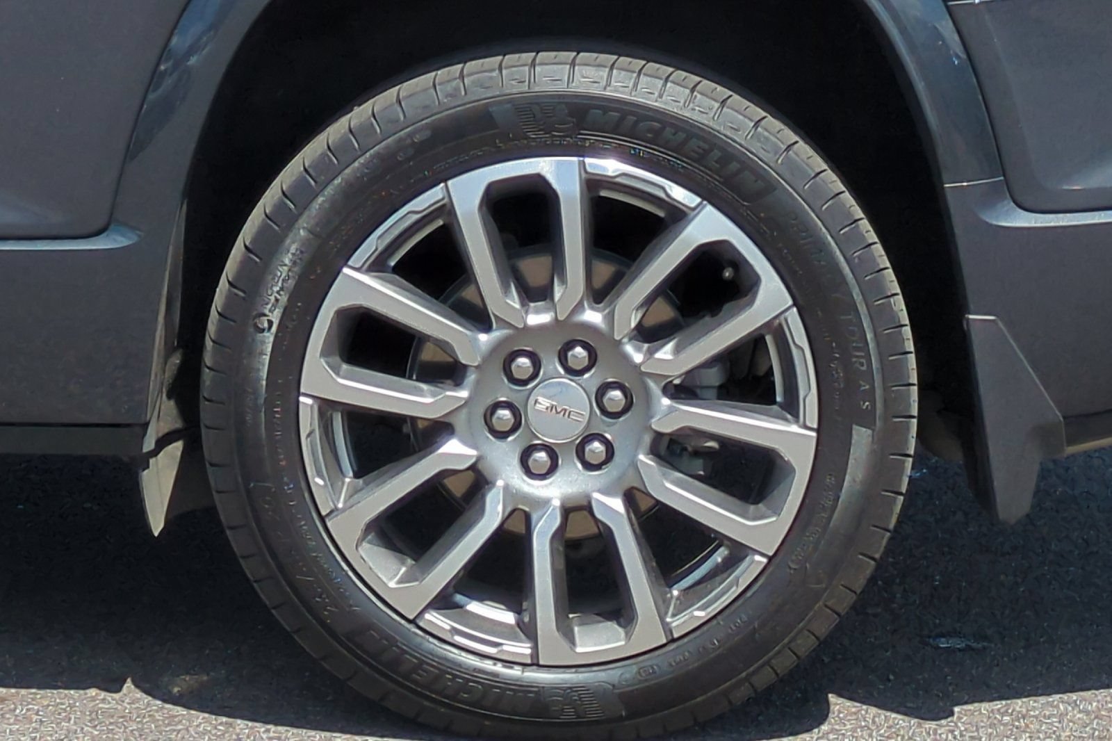 Used 2023 GMC Acadia Denali w/ Denali Ultimate Package AWD/4WD image 45