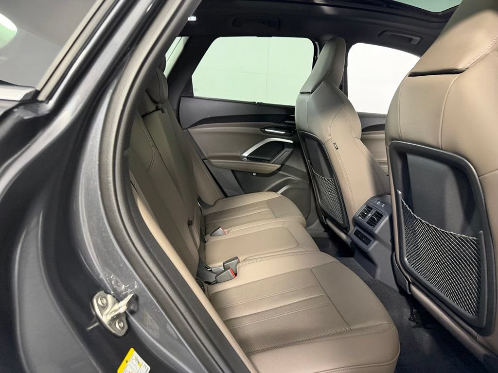 Used 2025 Audi Q5 Premium Plus w/ Premium Plus AWD/4WD image 18