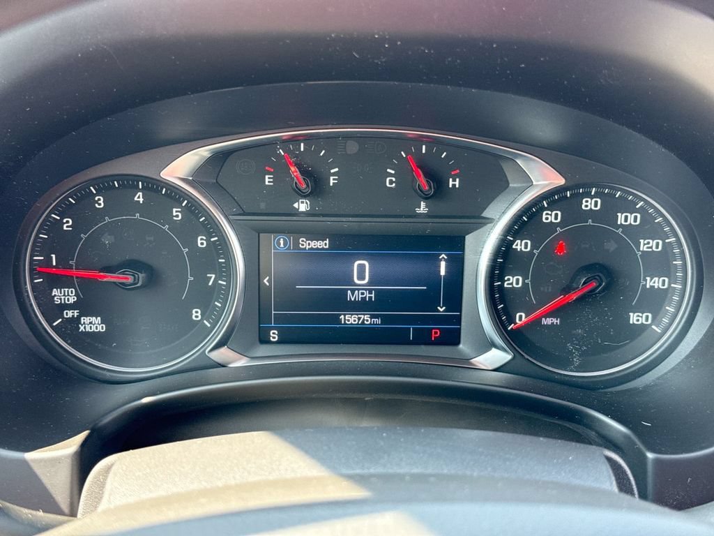 Used 2024 GMC Terrain SLE w/ Driver Convenience Package FWD image 15