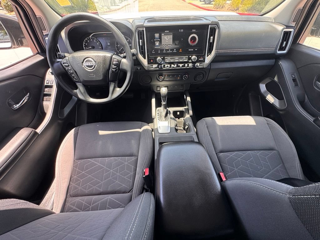 Certified 2025 Nissan Frontier SV RWD image 19
