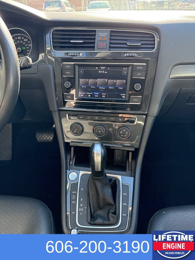 Used 2021 Volkswagen Golf 4-Door FWD image 15