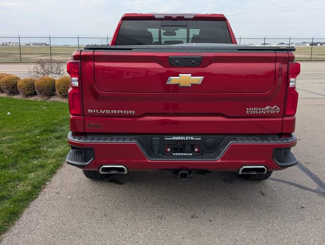 Certified 2022 Chevrolet Silverado 1500 High Country w/ Z71 Off-Road Package image 8