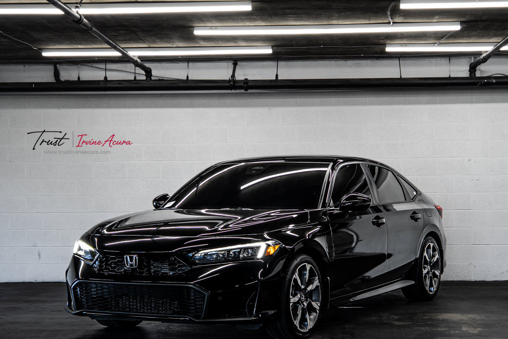 Used 2025 Honda Civic Sport image 1
