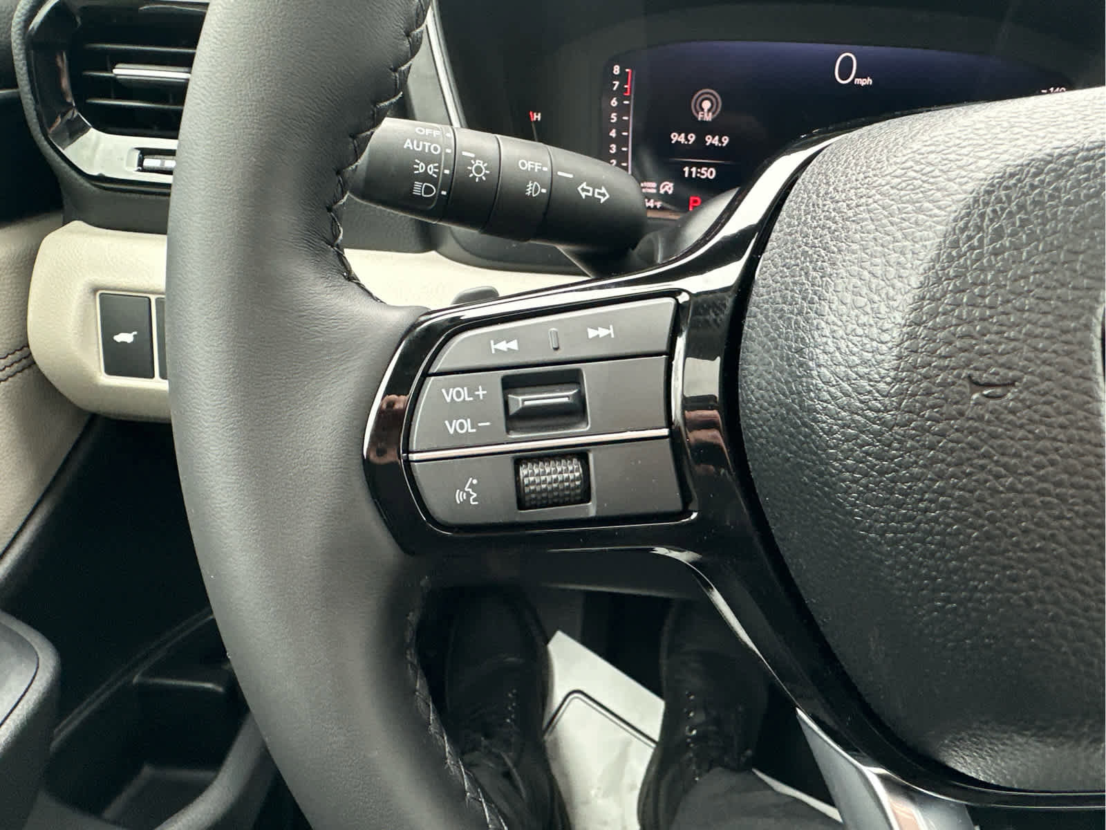 New 2026 Honda Pilot Touring image 29