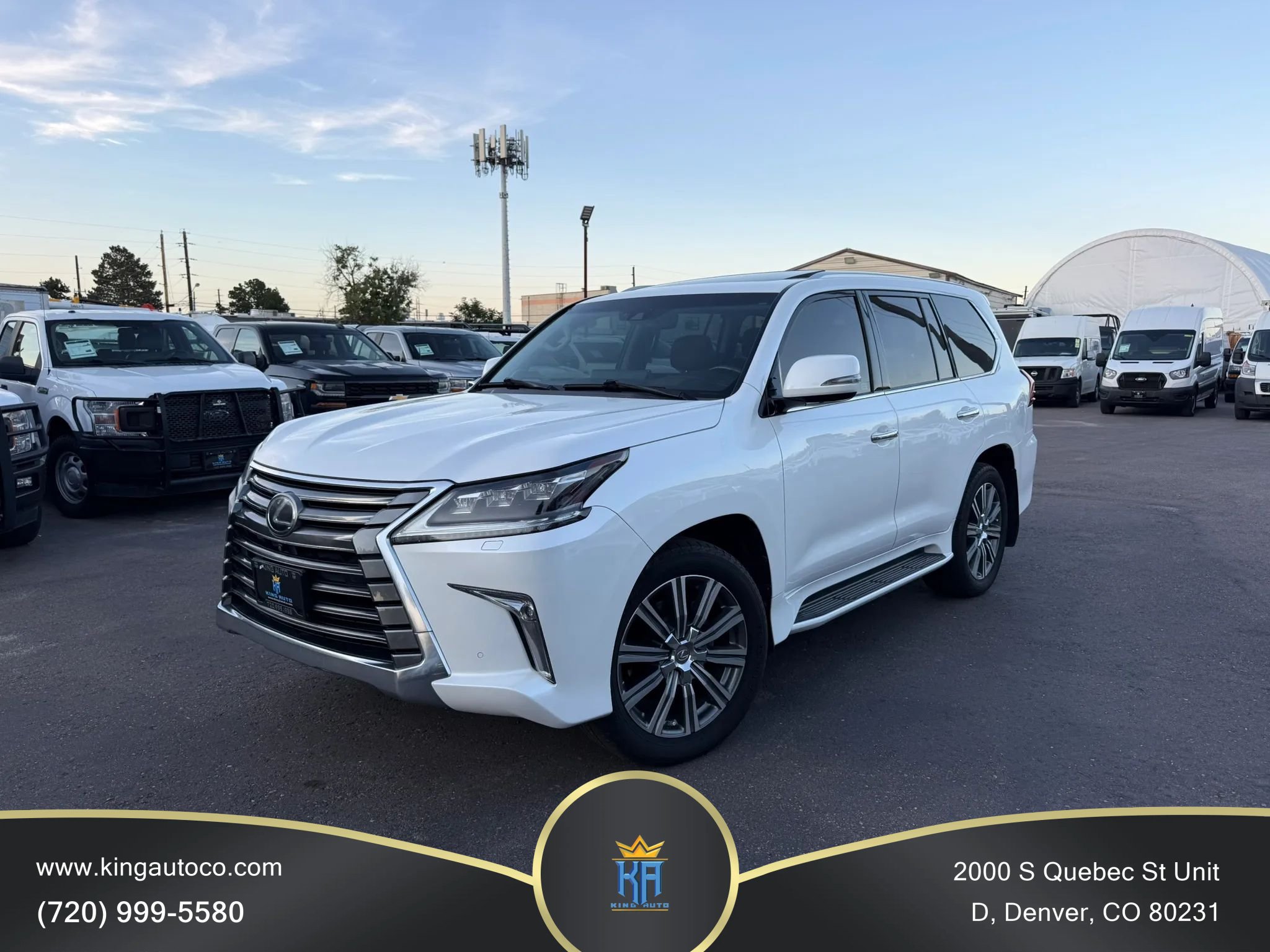 Used 2017 Lexus LX 570 4WD image 1