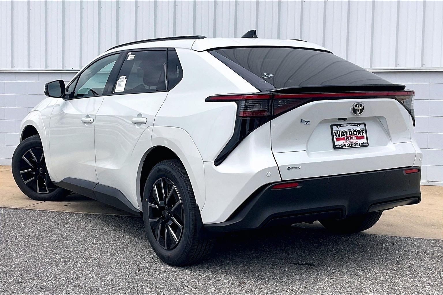 New 2026 Toyota bZ FWD image 3