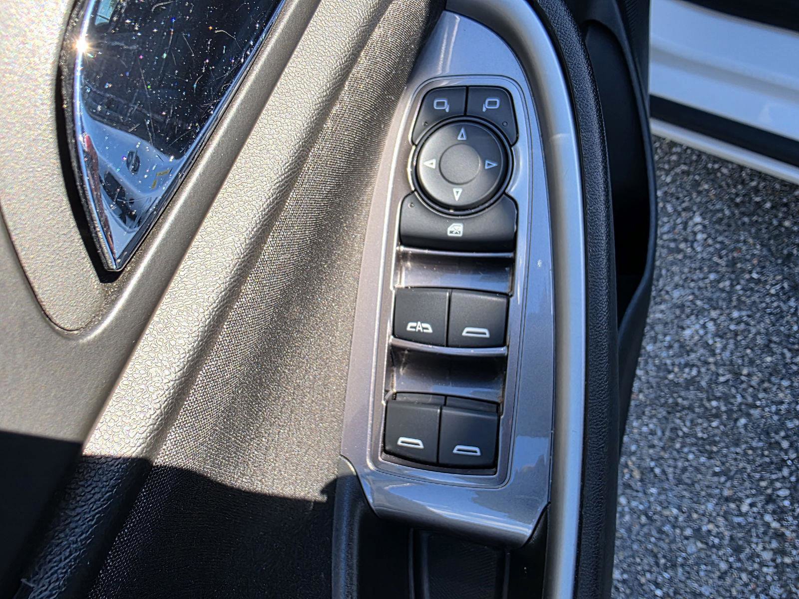 Used 2024 Chevrolet Malibu LT image 10