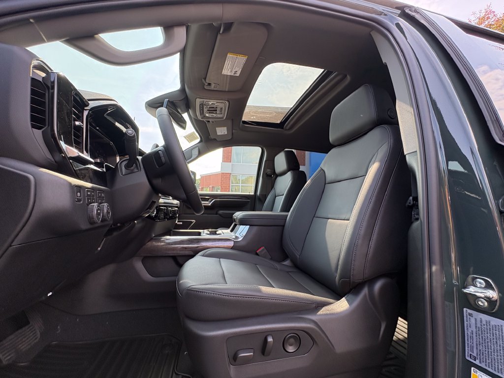 New 2026 Chevrolet Silverado 2500 LTZ w/ LTZ Plus Package AWD/4WD image 11