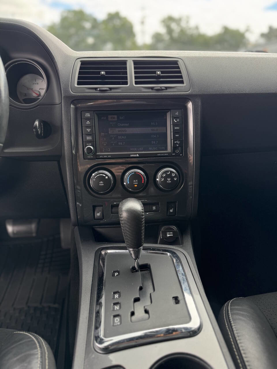 Used 2010 Dodge Challenger SRT8 w/ SRT Option Group II image 15