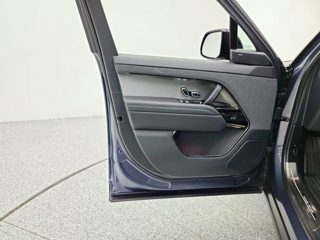 New 2025 Land Rover Range Rover Sport SE AWD/4WD image 27
