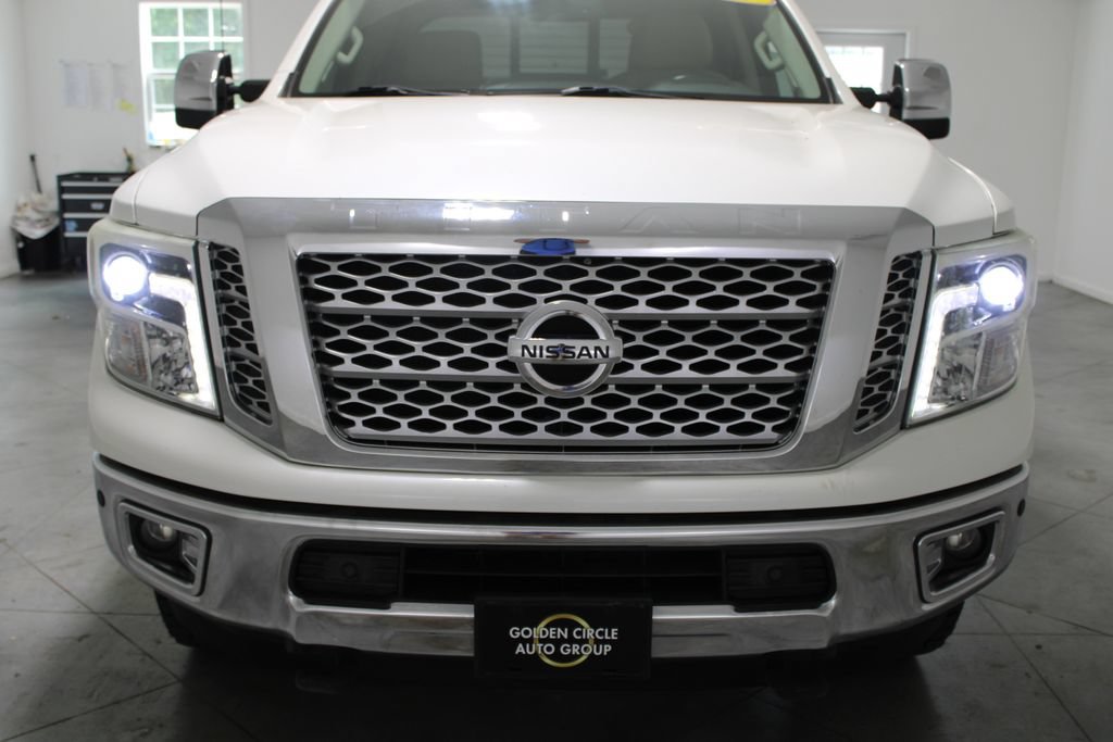 Used 2017 Nissan Titan SL RWD image 56
