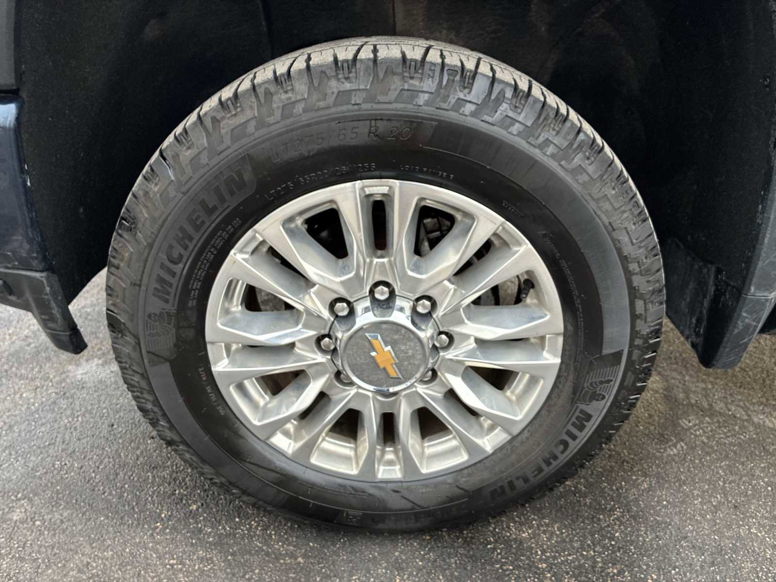 Used 2023 Chevrolet Silverado 2500 High Country w/ Z71 Off-Road Package image 34