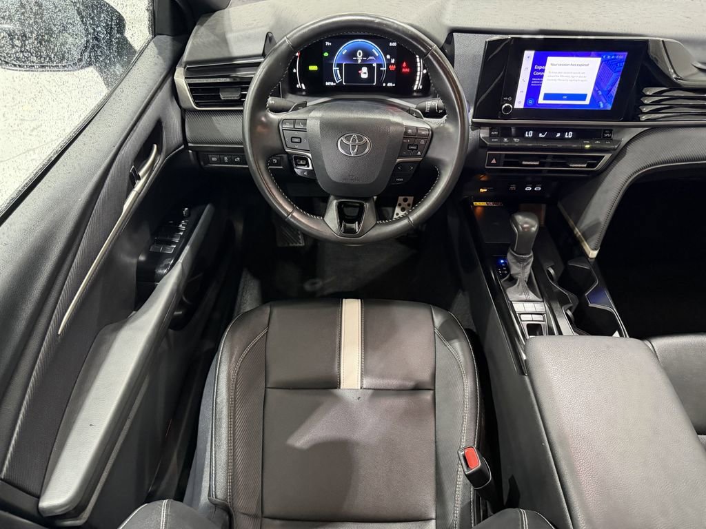 Used 2025 Toyota Camry SE FWD image 14