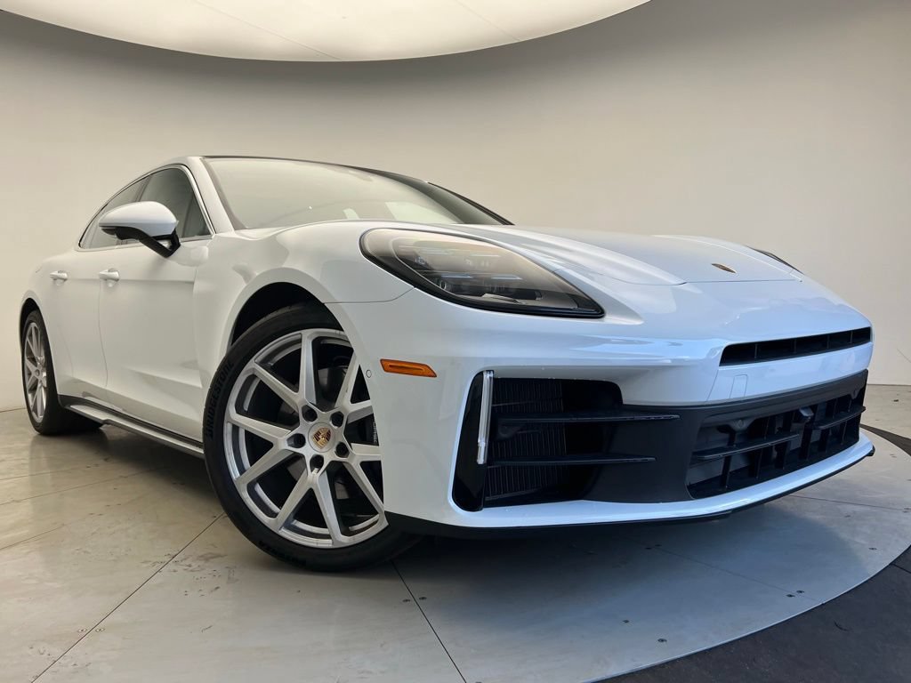 Used 2026 Porsche Panamera RWD image 24