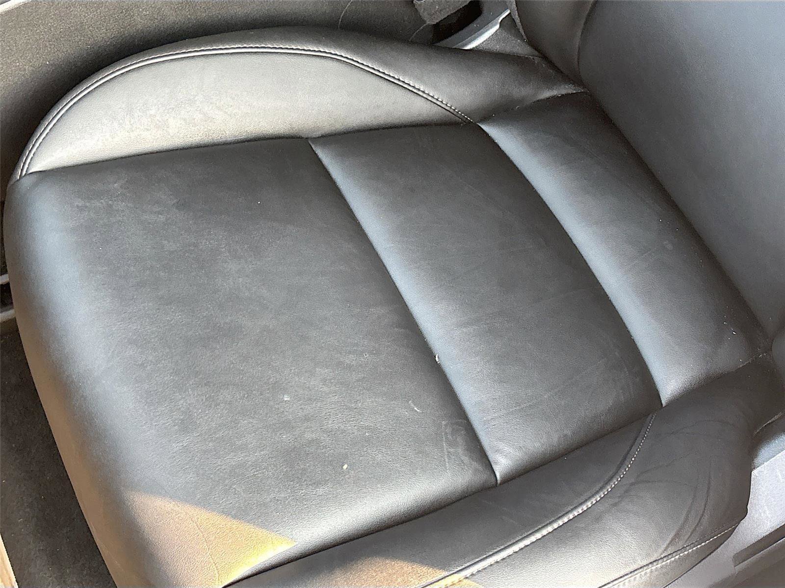 Used 2023 MAZDA MAZDA3 s image 22