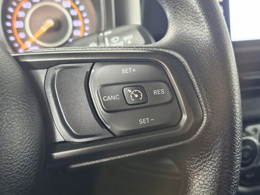 Used 2025 Jeep Gladiator Sport image 23