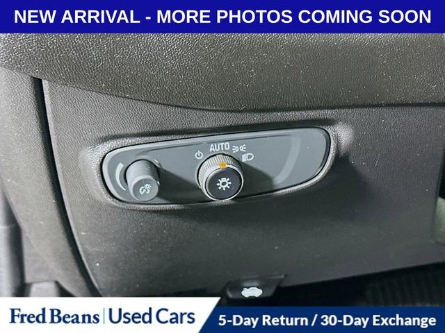 Used 2024 Chevrolet Equinox LS w/ LS Convenience Package FWD image 12