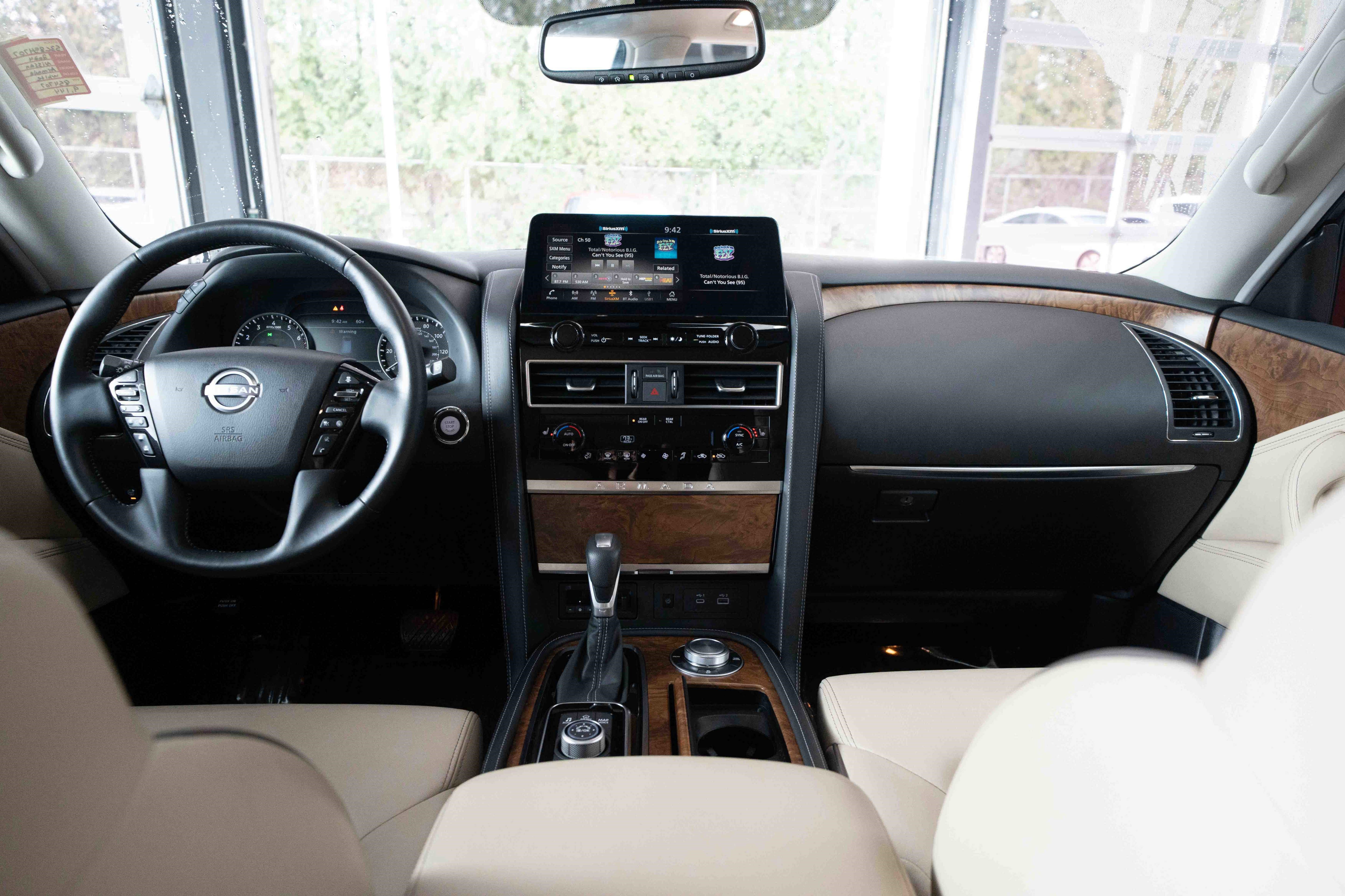 Used 2024 Nissan Armada SL w/ Captain's Chairs Package image 20