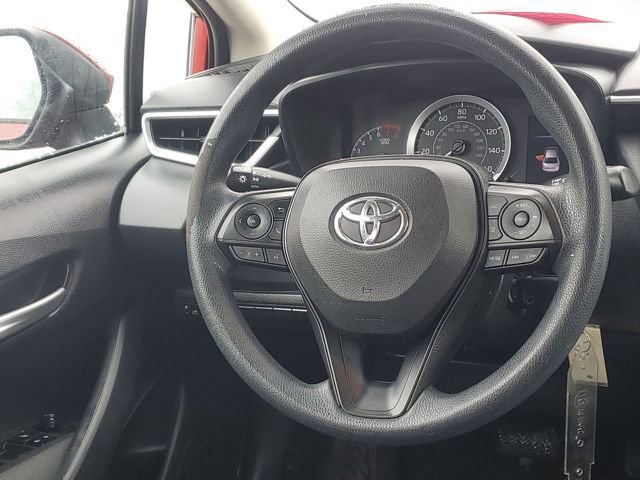 Used 2021 Toyota Corolla LE image 24
