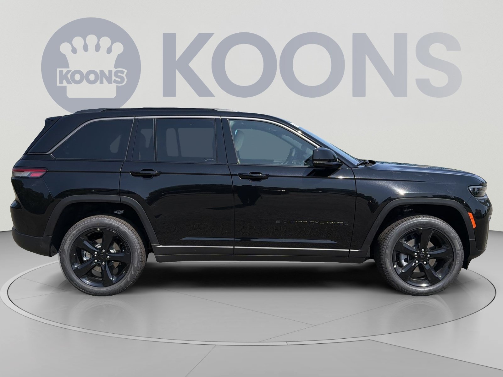 New 2026 Jeep Grand Cherokee Limited w/ Limited Altitude Package AWD/4WD image 8