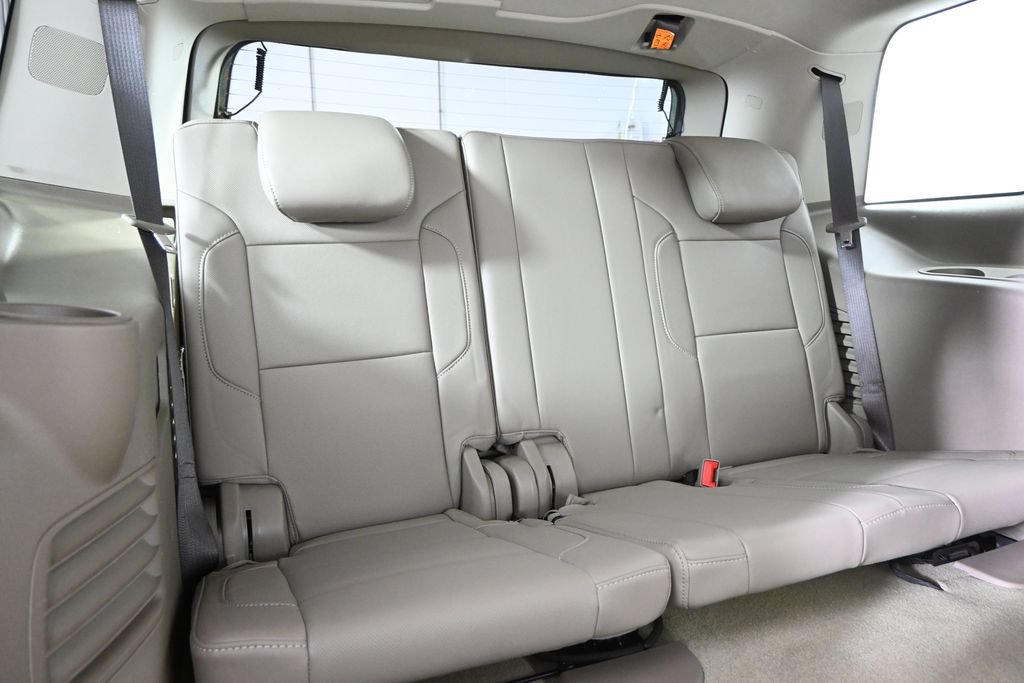 Used 2019 Chevrolet Tahoe Premier AWD/4WD image 16