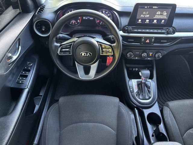 Used 2020 Kia Forte LXS FWD image 11