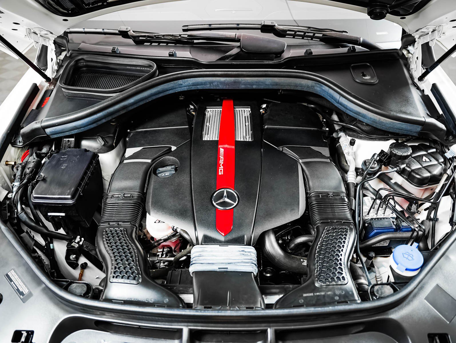 Certified 2019 Mercedes-Benz GLE 43 AMG 4MATIC Coupe image 4