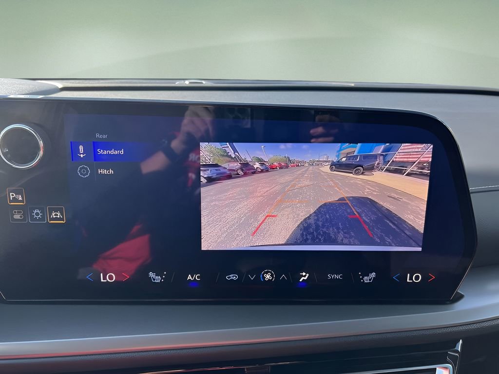 Certified 2025 Chevrolet Traverse LT image 15