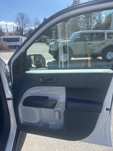 Certified 2022 Ford Maverick XLT w/ Equipment Group 300A Standard AWD/4WD image 20