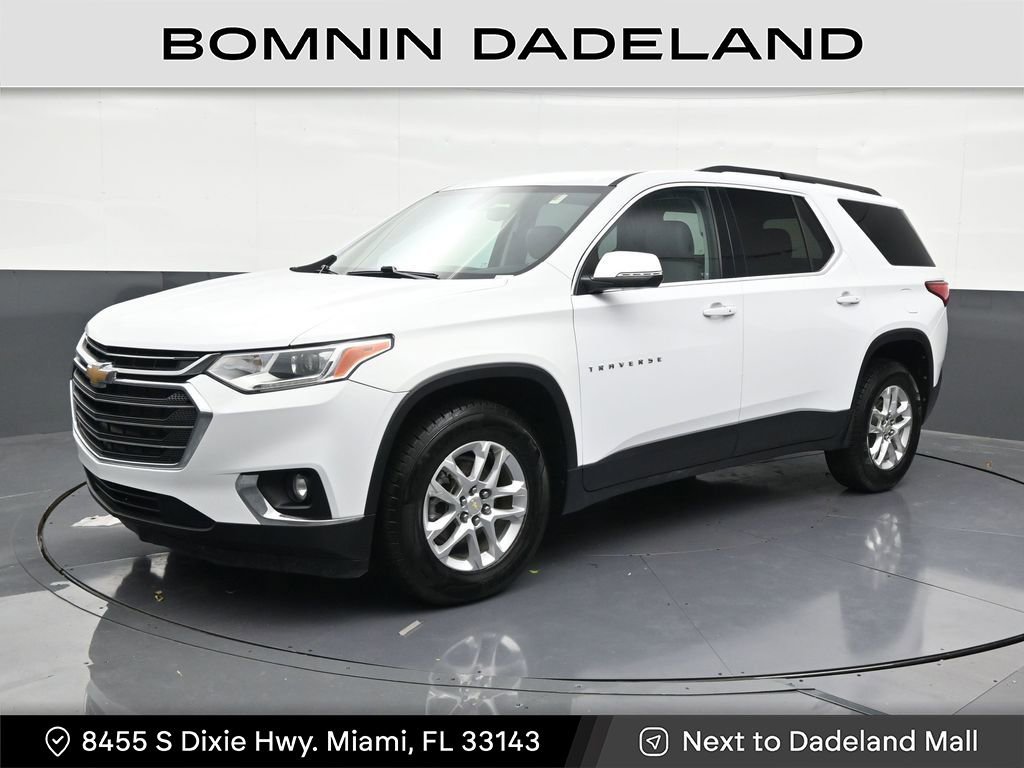 Used 2021 Chevrolet Traverse LT image 1
