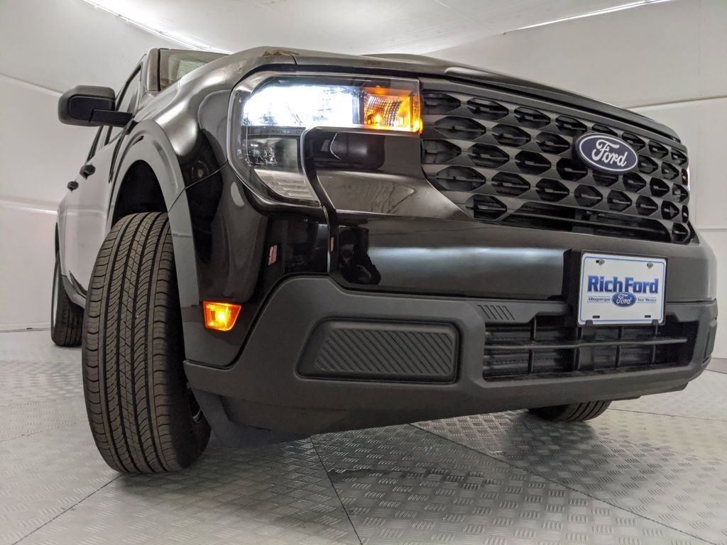 New 2026 Ford Maverick XL image 28