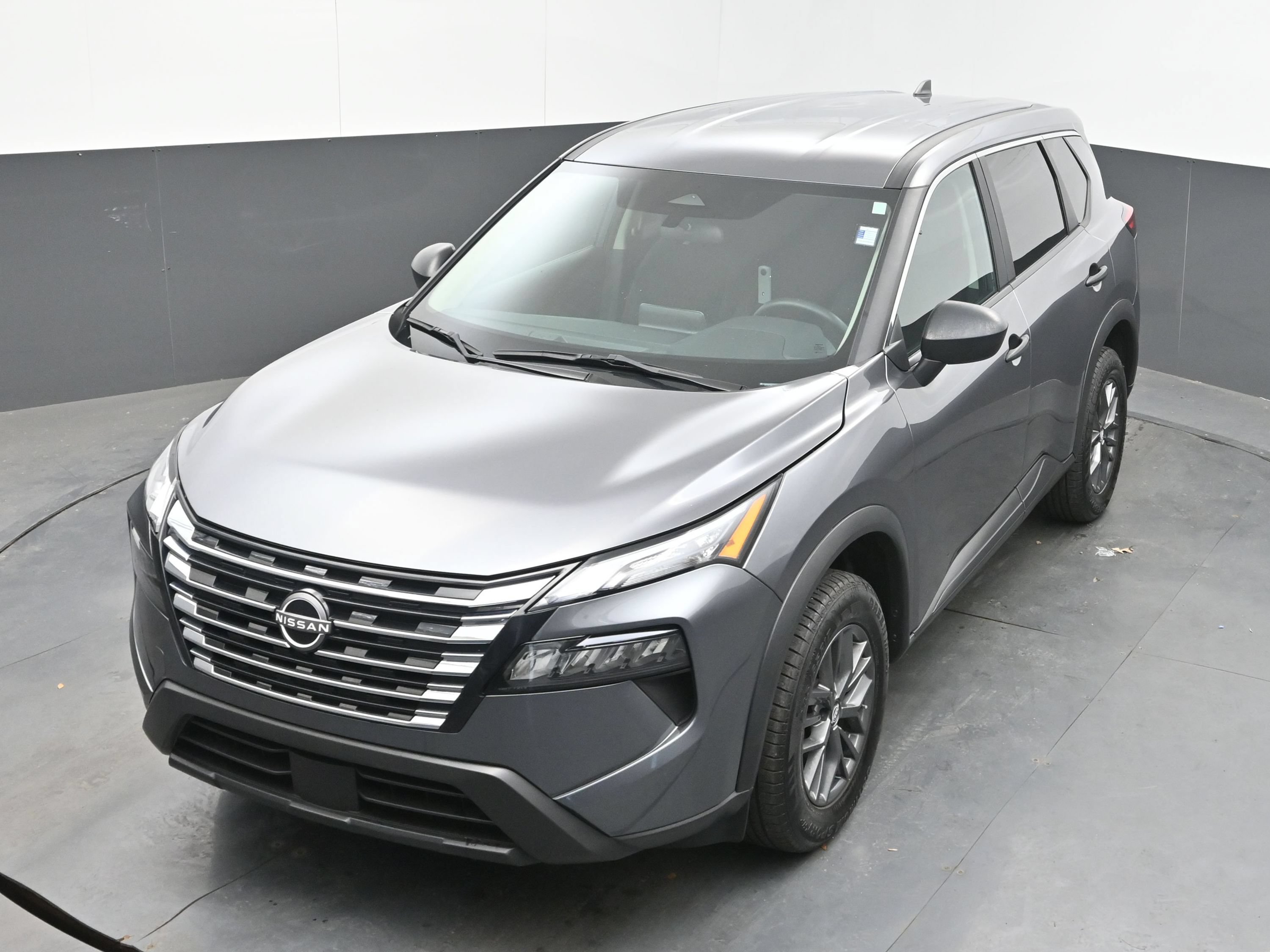 Certified 2024 Nissan Rogue S FWD image 32
