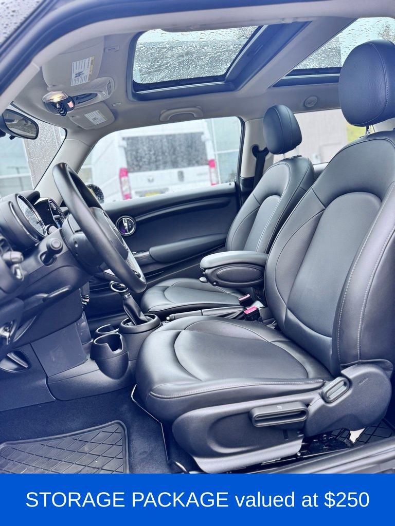 Used 2019 MINI Cooper 2-Door Hardtop w/ Storage Package image 11
