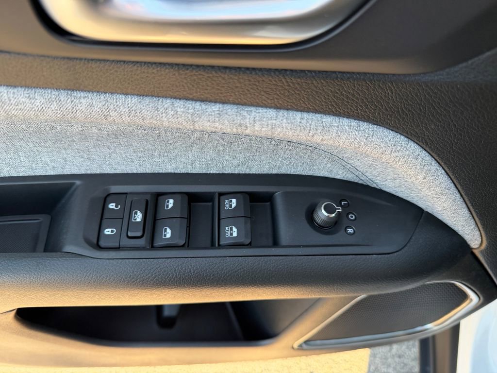 New 2026 Jeep Compass Latitude AWD/4WD image 15