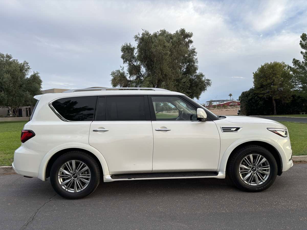 Used 2021 INFINITI QX80 Luxe image 10