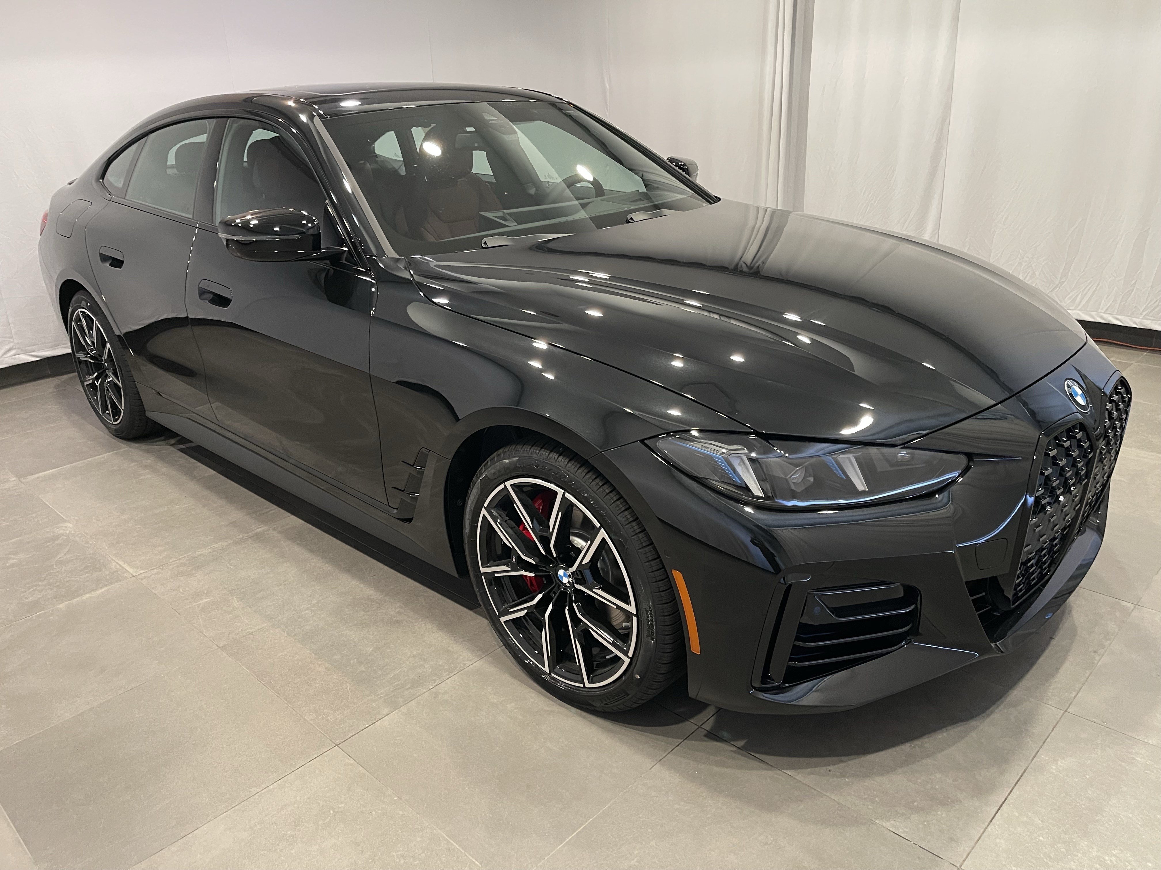 New 2026 BMW 430i xDrive w/ M Sport Package AWD/4WD image 3