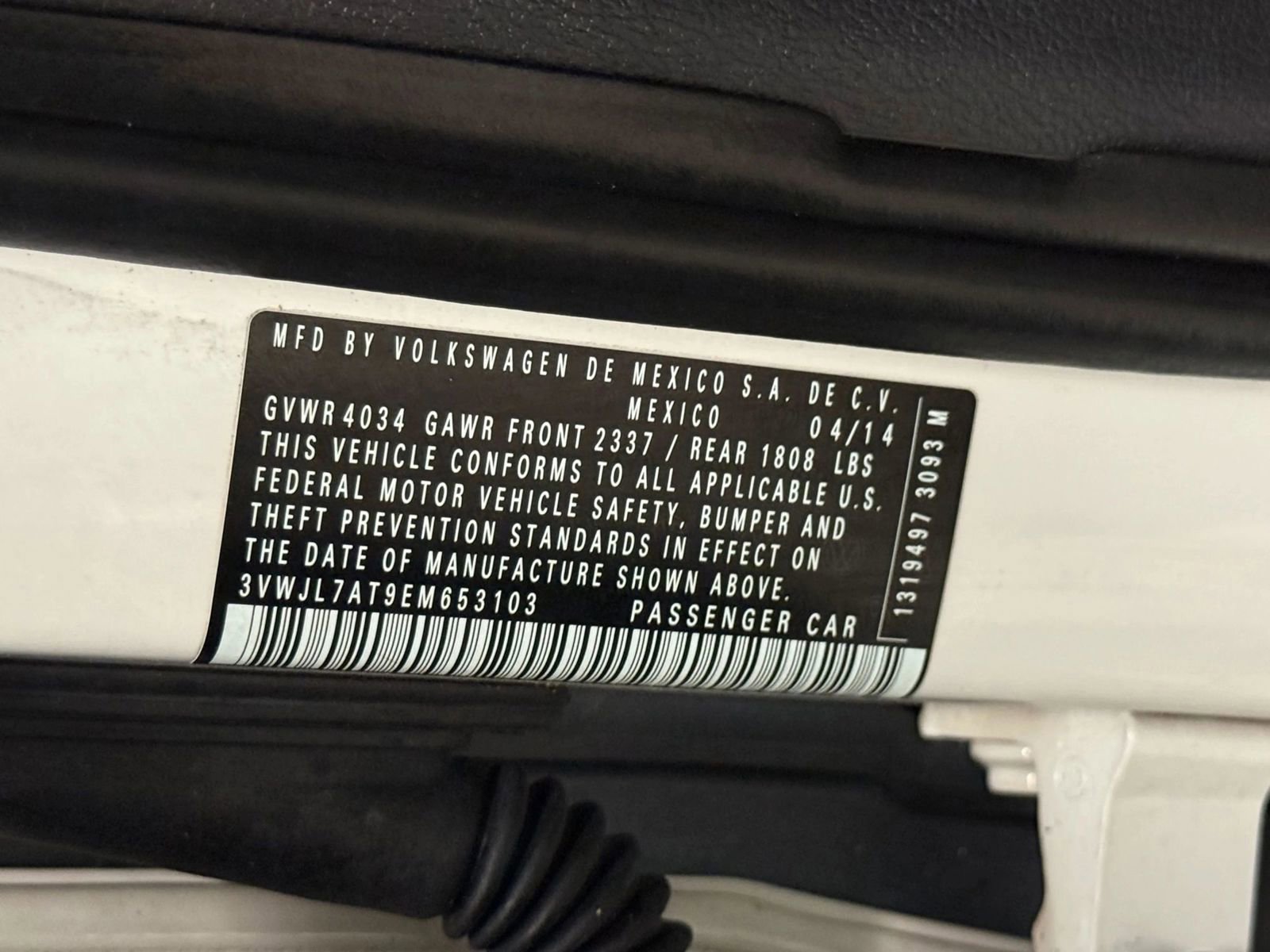 Used 2014 Volkswagen Beetle TDI FWD image 36
