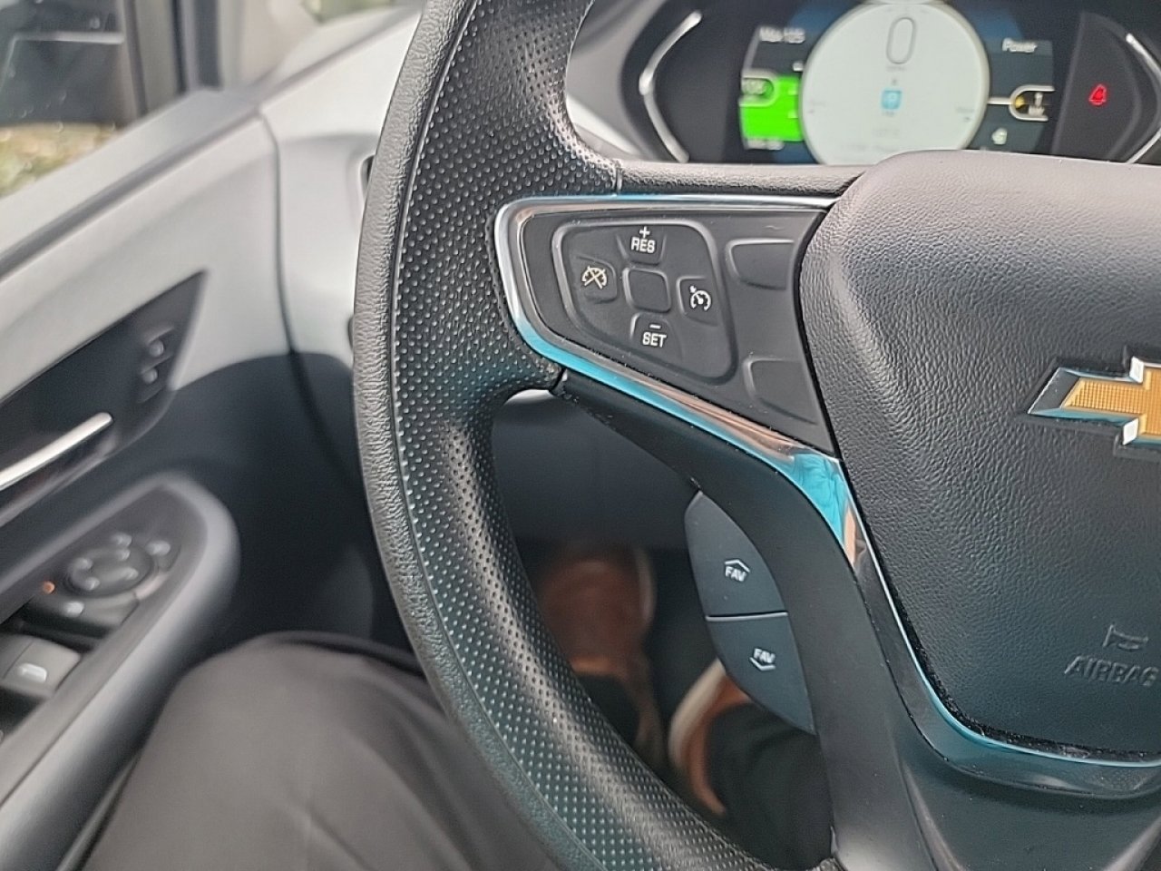 Used 2020 Chevrolet Bolt LT image 21