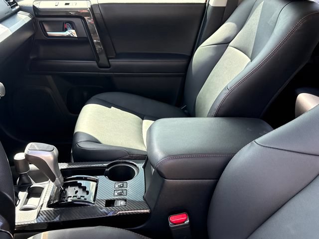 Used 2023 Toyota 4Runner TRD Off-Road Premium AWD/4WD image 12