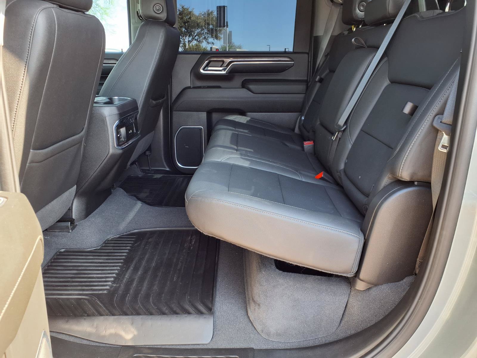 Used 2024 Chevrolet Silverado 2500 LTZ w/ LTZ Plus Package AWD/4WD image 16