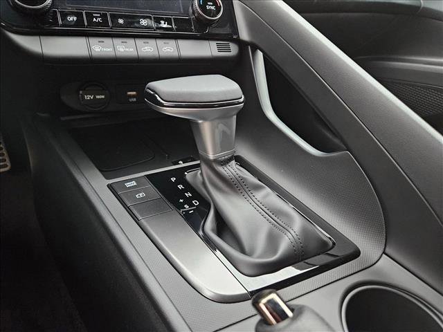 New 2025 Hyundai Elantra Sport image 13