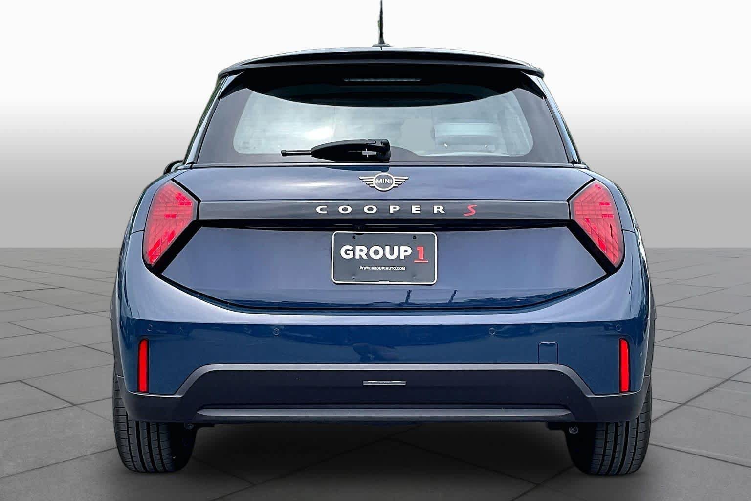 Used 2025 MINI Cooper S FWD image 4