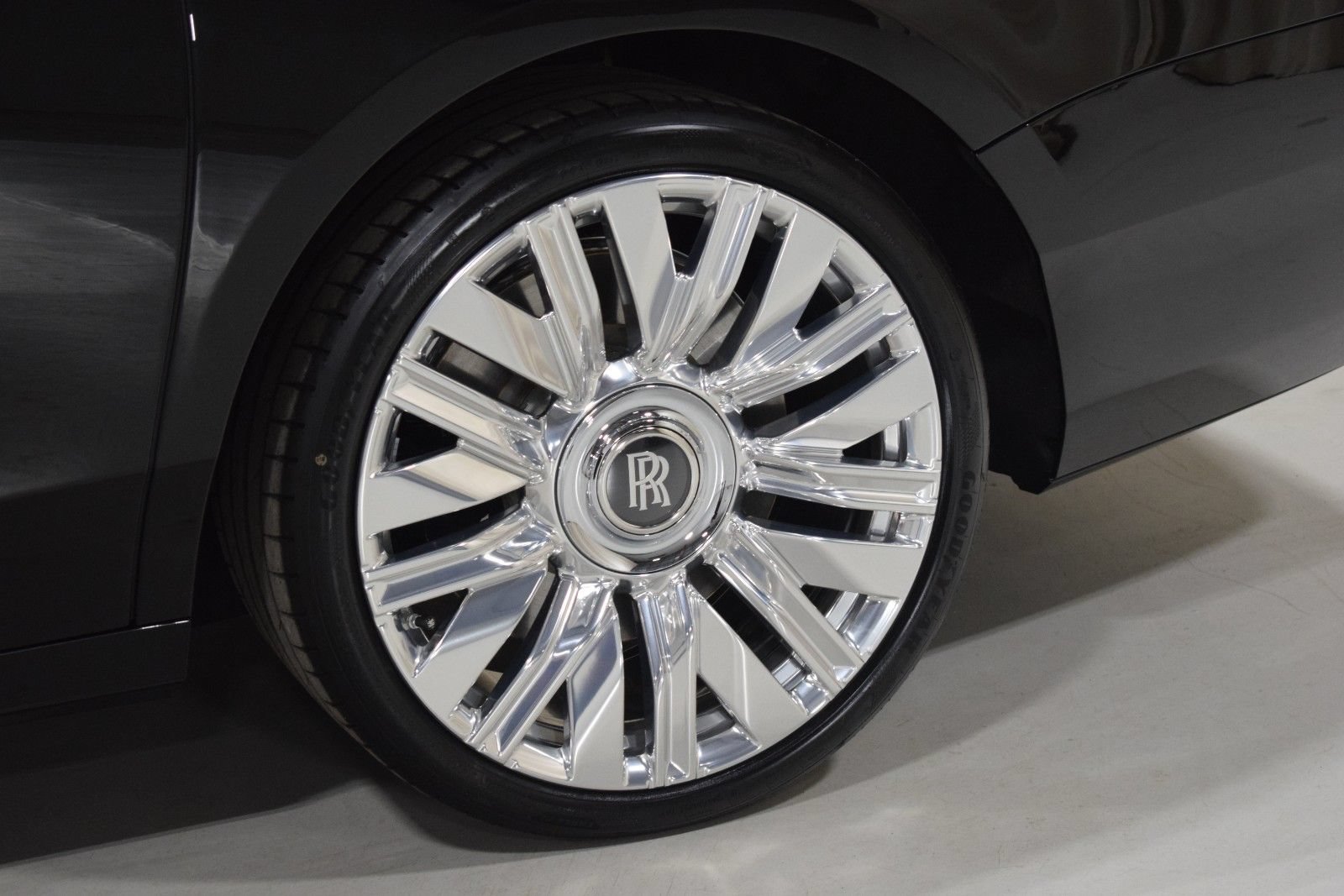 New 2026 Rolls-Royce Ghost AWD/4WD image 18