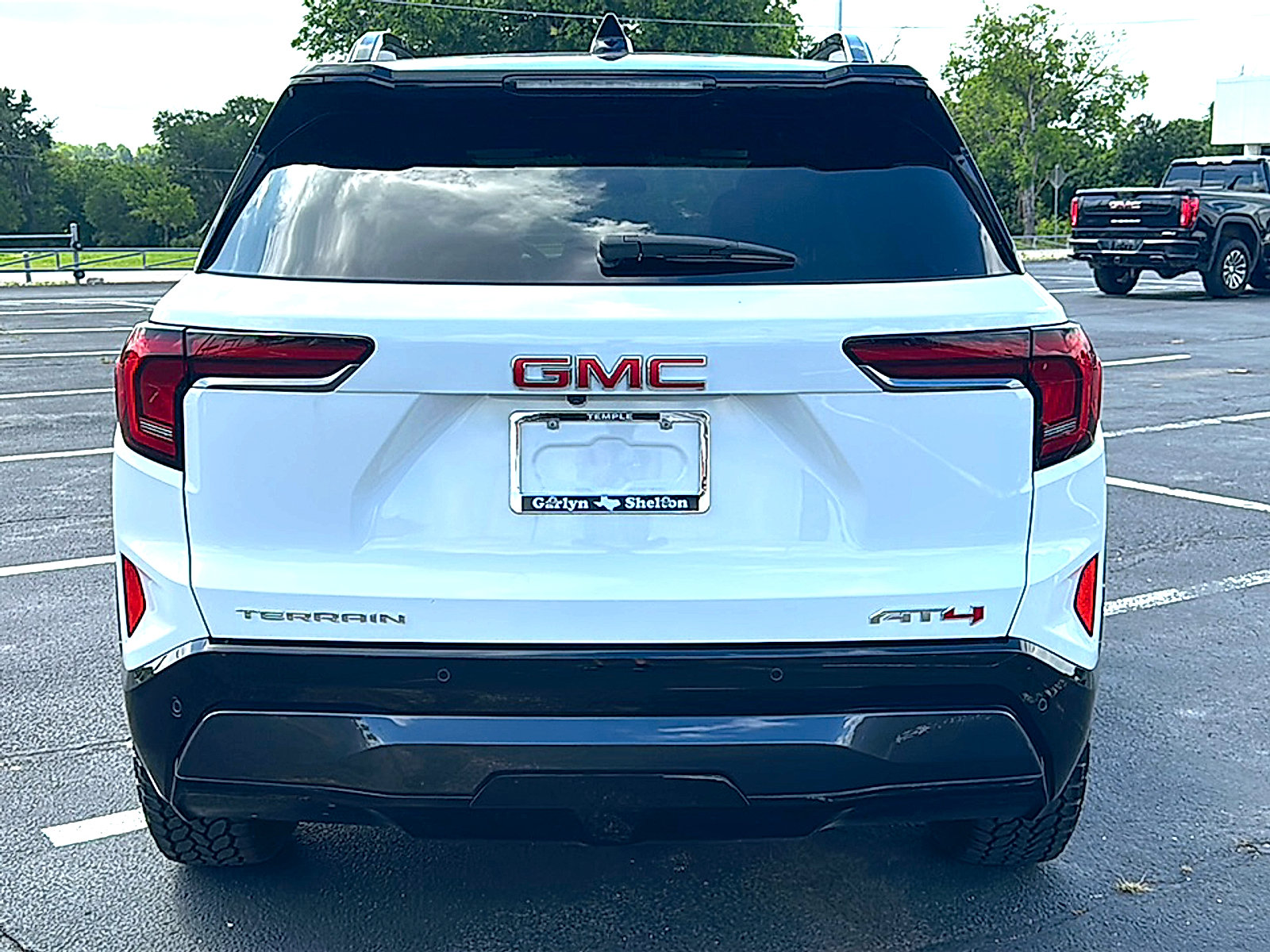 New 2026 GMC Terrain AT4 AWD/4WD image 8